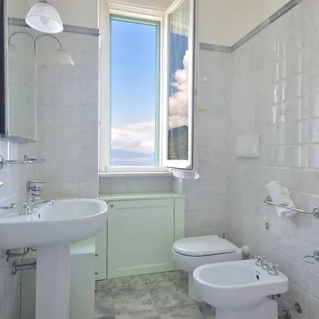 Andromeda Flexyrent * Rapallo