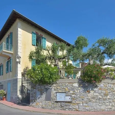 Andromeda Flexyrent アパート