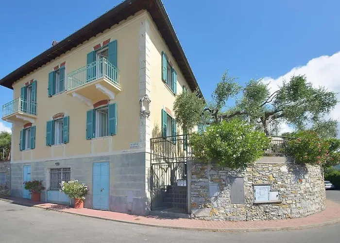 Andromeda Flexyrent Apartment Rapallo